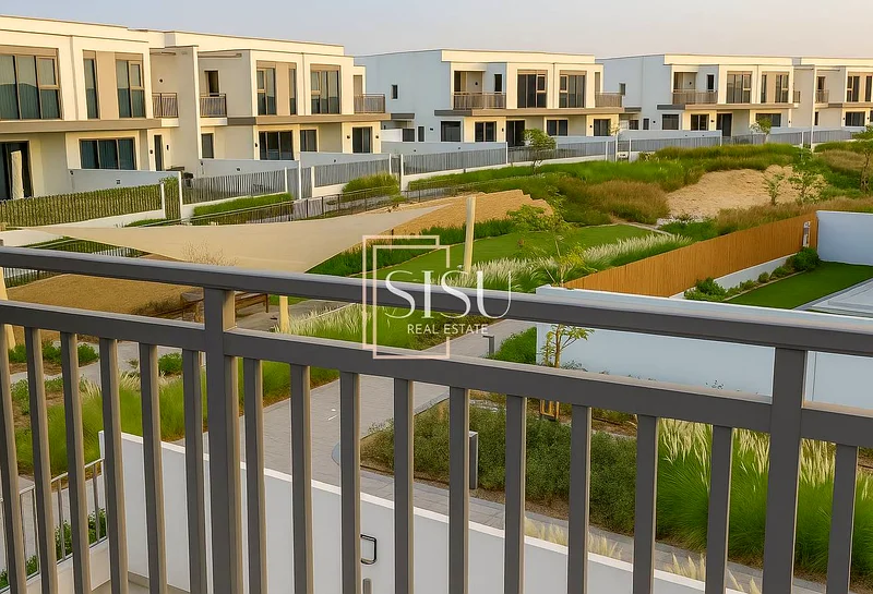 Serious Seller | Big Plot | Corner64046334931329113