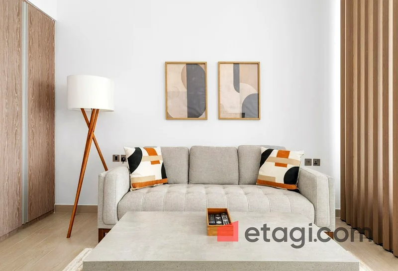 Fully Furnished | Renovated | Mid Floor | Vacant64036843966081113