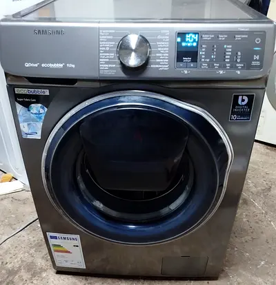 Samsung ecobubble also quiet drive 9.0kg Also dual wash new good condition good working everything