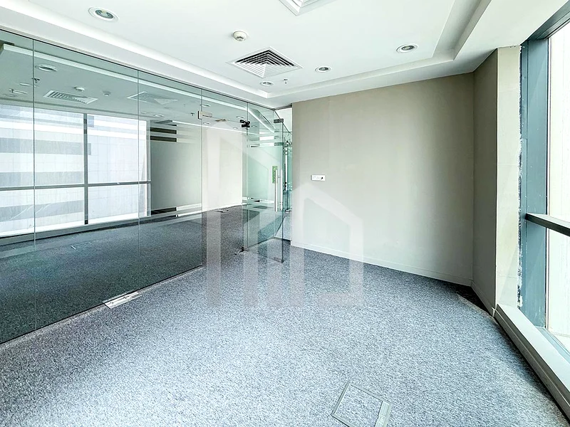 Close to metro | Prime Location | Fitted Office64069527254145113