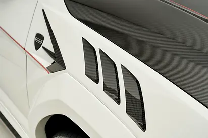 صورة 9 لـ 2019 Lamborghini URUS