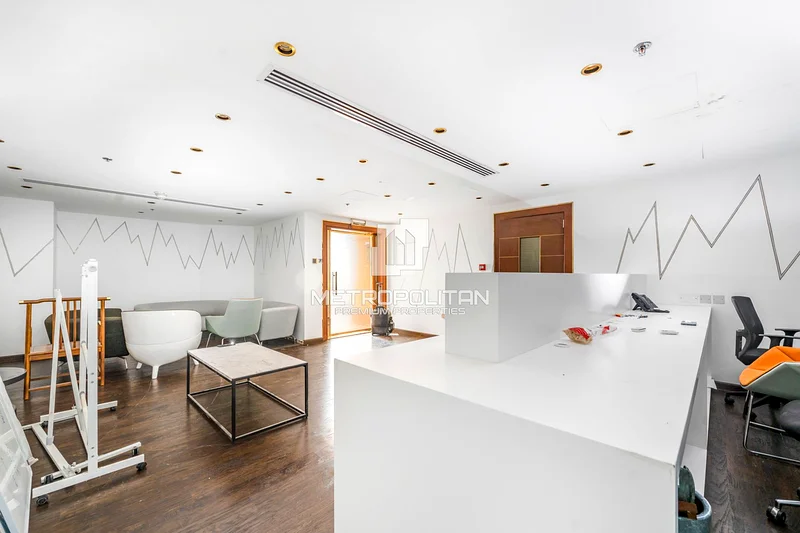 Prime Location | Spacious | Exquisite Interiors64067462279809114