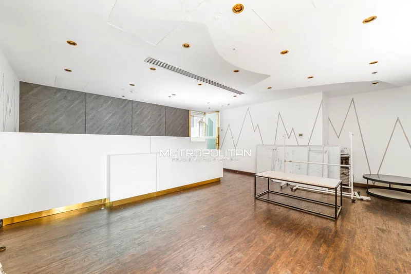 Prime Location | Spacious | Exquisite Interiors64067462279809113