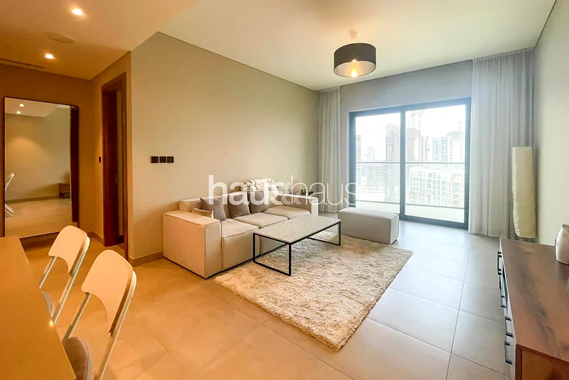متخصص سوبرا | مفروشة بالكامل | شاغرة64016413983489111