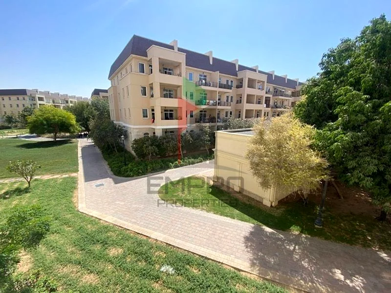 Spacious| Garden view| Ready to occupy!!63982323796225110