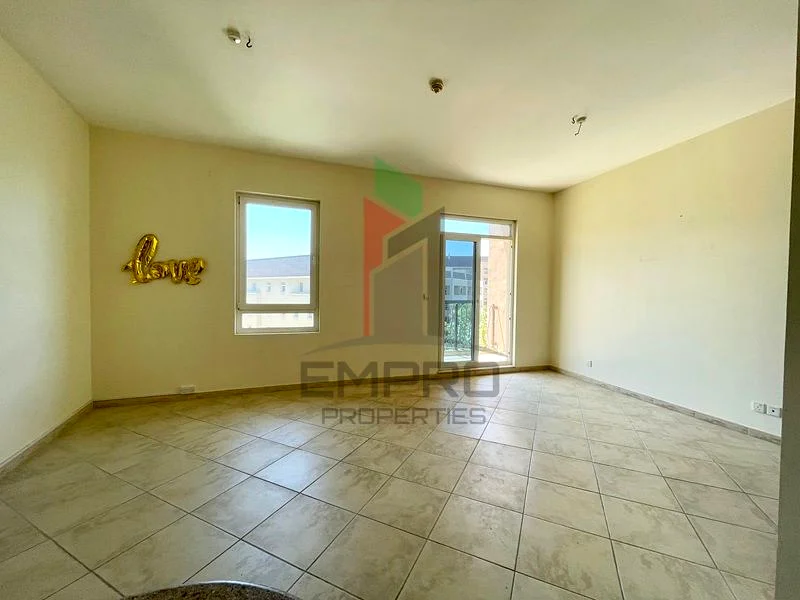 Spacious| Garden view| Ready to occupy!!63982323796225114