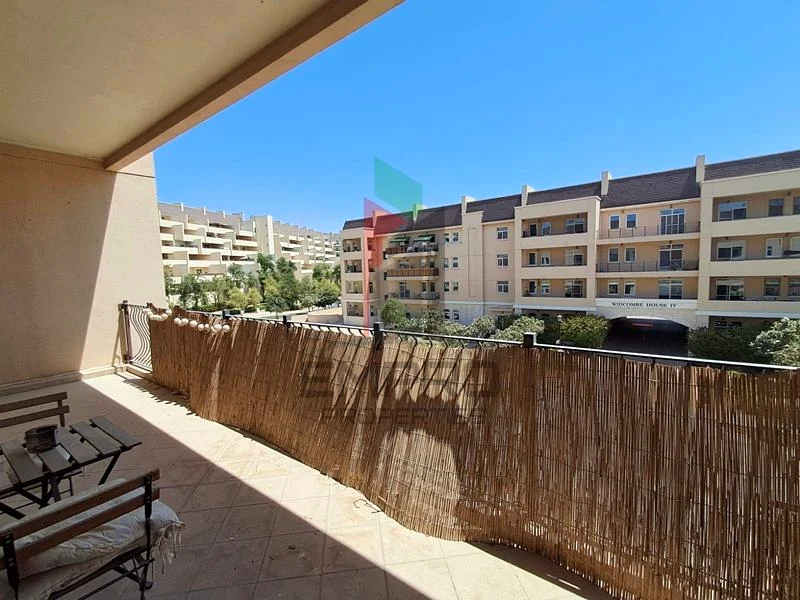 Spacious| Garden view| Ready to occupy!!63982323796225111