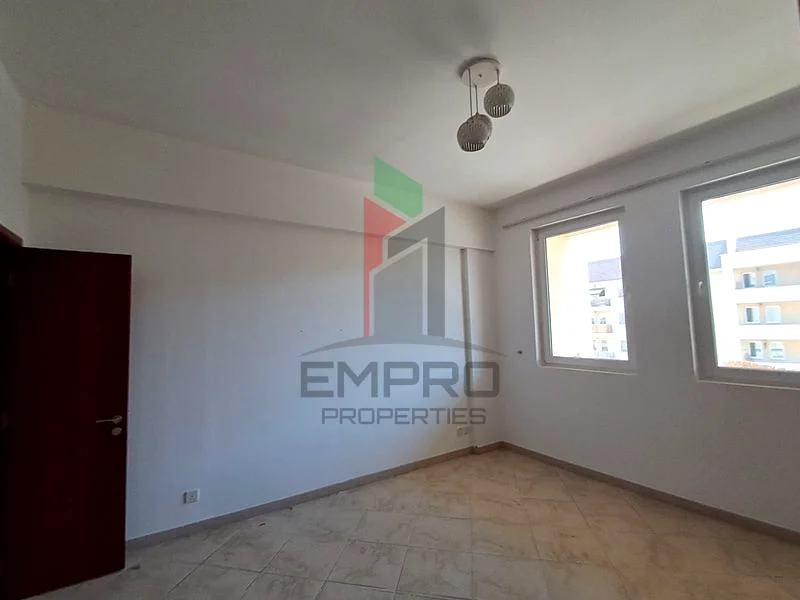 Spacious| Garden view| Ready to occupy!!63982323796225113