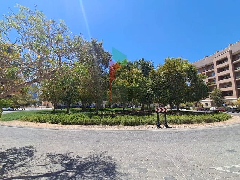 Spacious| Garden view| Ready to occupy!!63982323796225112