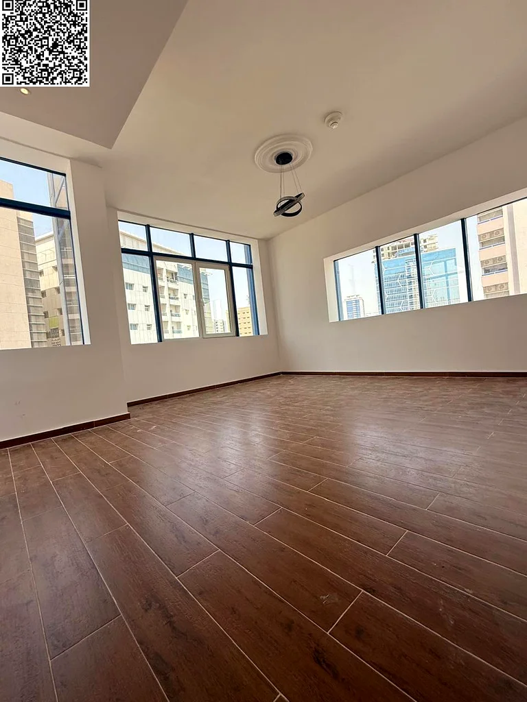 two rooms, a hall, two bathrooms, a balcony, a kitchen, super deluxe finishing, large spaces,private parking and central air conditioning64052980391426113