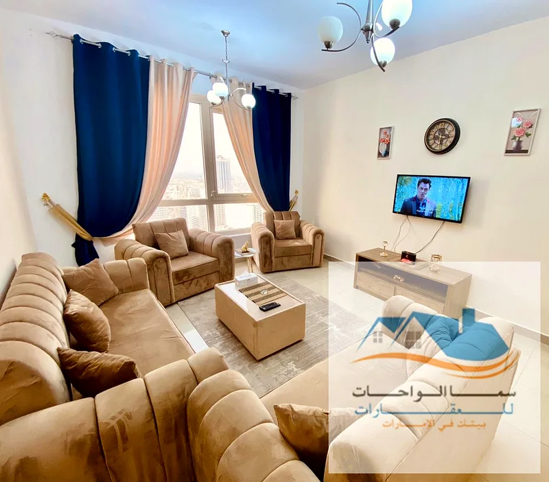 Al-Khan, Al-Rose Tower, a room and a lounge with a sea view. The price is 4500 dirhams, including internet and a sandy parking.64189493918339110