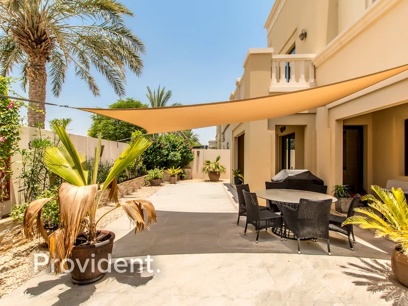 تصميم واسع | فيلا رائعة | حصري63915839846530111
