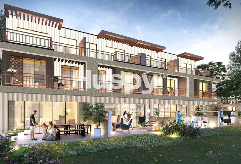 Huge Plot | Single Row | Handover 202664003482275585113