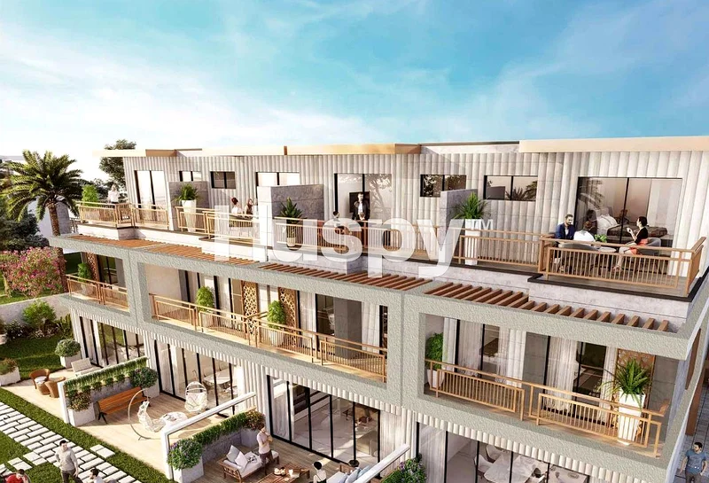 Huge Plot | Single Row | Handover 202664003482275585111