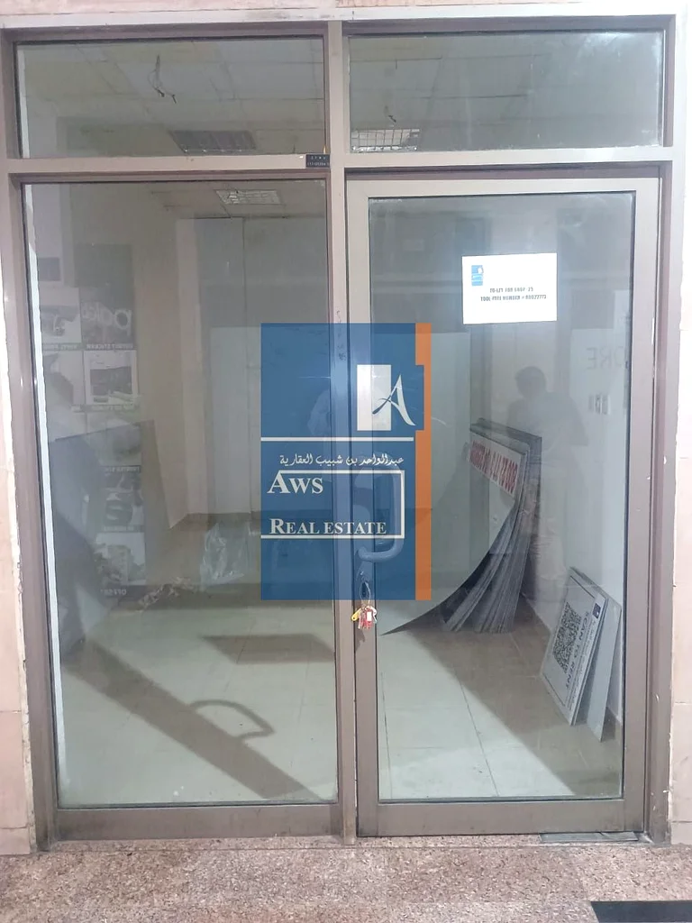 وحدة تجارية بأسعار معقولة مع دفعات متعددة، موقع مناسب للأعمال64065919538050112