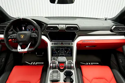 صورة 15 لـ 2019 Lamborghini URUS