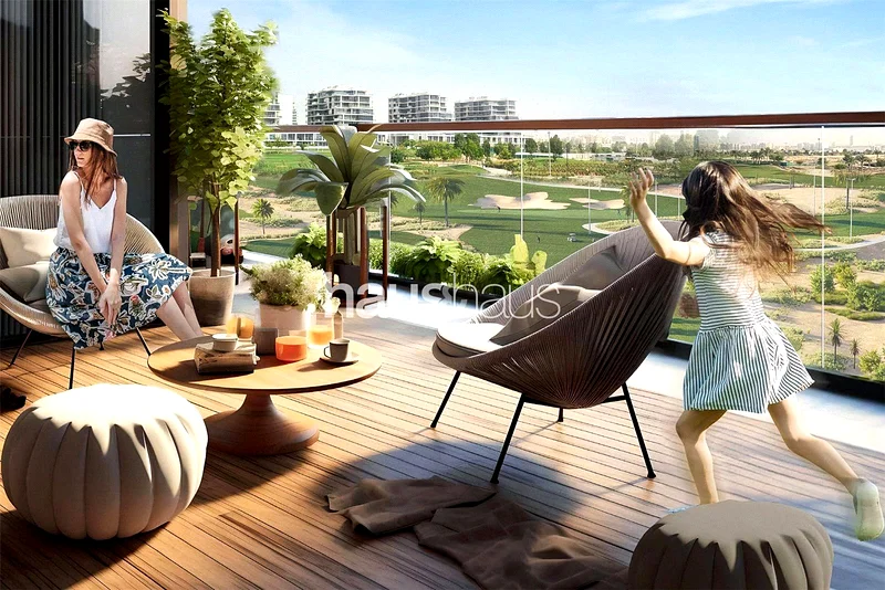 Distressed Deal!| Exclusive Building | Golf View |63975163673219112