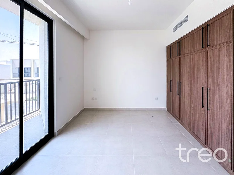 Brand New | Modern | Next To Pool and Park63951831077634112