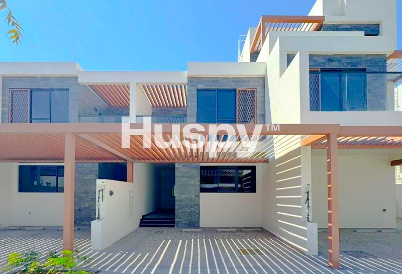 Directly on Golf Course | New Build | Single Row63971398339969110