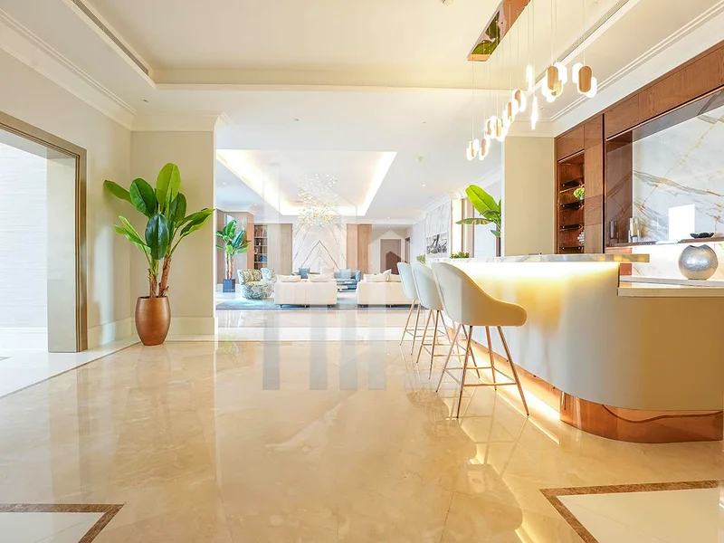 High Full Floor | Vacant | Panoramic Views63987299654403112