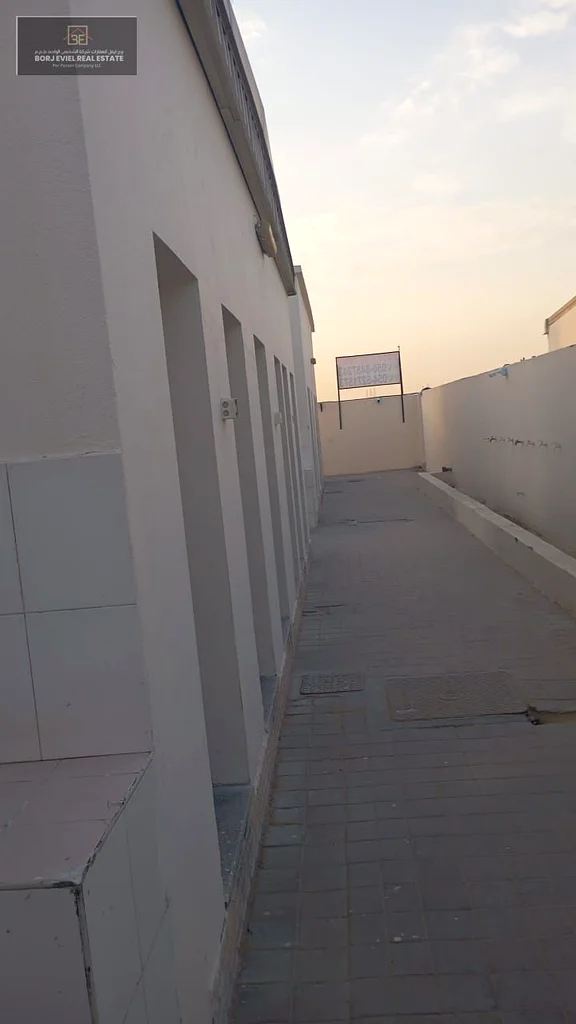 NEAT AND CLEAN READY TO MOVE LABOR CAMP IN SAJAA64058561446273111