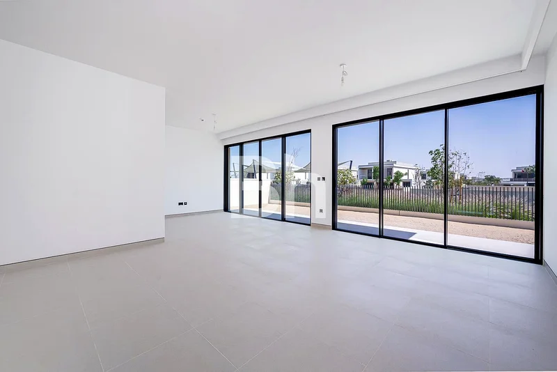 Single Row | Closed Kitchen | View today63930886502531114