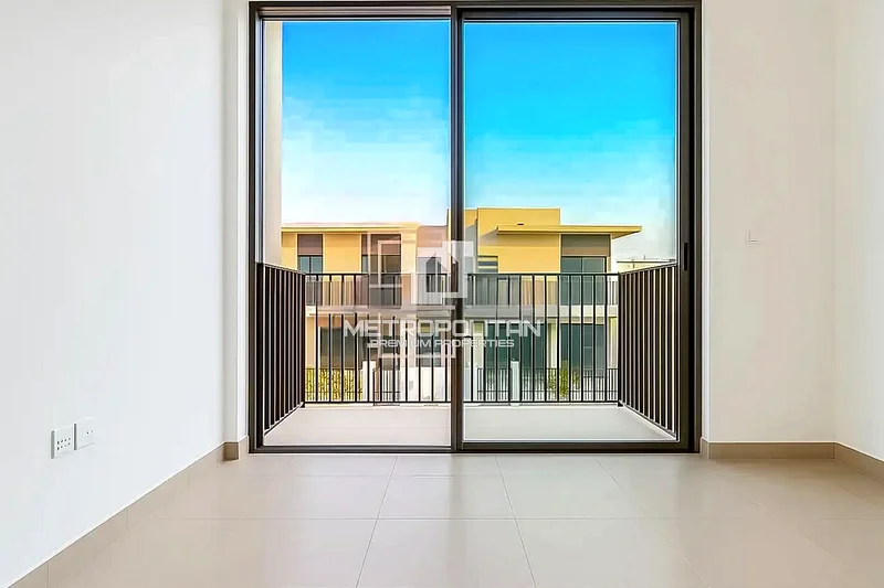 Biggest Layout | Middle Kitchen | Prime Location63947194186627114