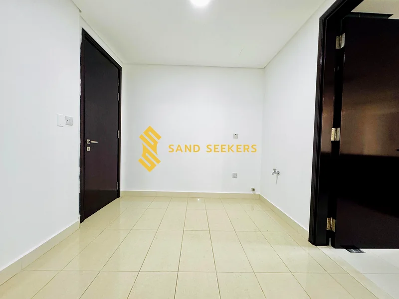 Stunning 3BHK+Miadroom ! Ready To Occupy ! Posh Area63846881906051114
