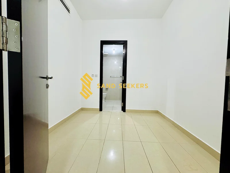 Stunning 3BHK+Miadroom ! Ready To Occupy ! Posh Area63846881906051113