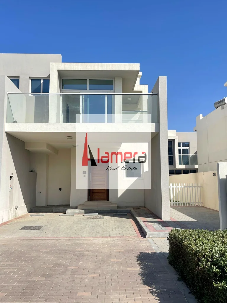 Ready To Move-in | Upgraded Villa | Private Garden |64003011327105110