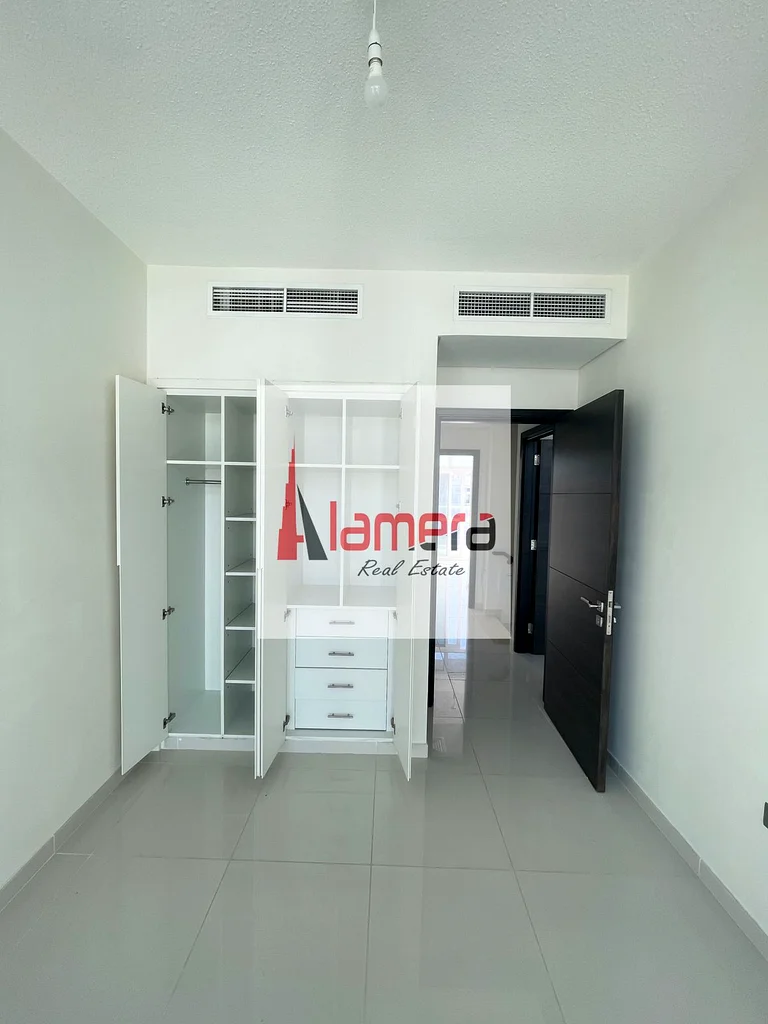 Ready To Move-in | Upgraded Villa | Private Garden |64003011327105113