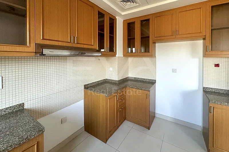 Well Maintained | 2 BR + Maids | Mid Unit63915483452801113