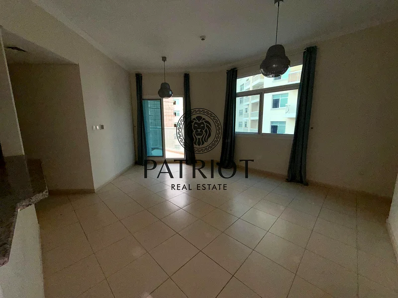 2BHK VACANT APARTMENT | SPACIOUS LAYOUT | FOR SALE63934259439107112