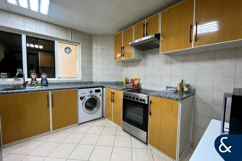 Notice Served | Large Unit | Open View63987978950275111