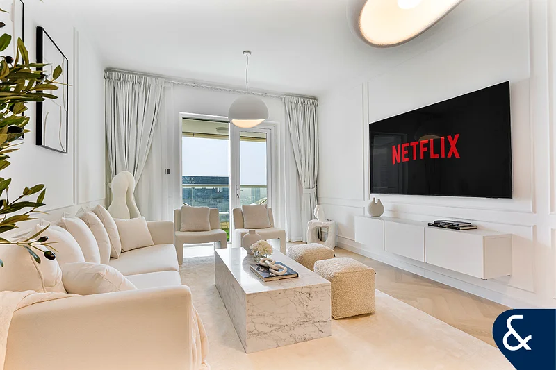 Turn Key | Fully Upgraded | Sea Views64040580801923112
