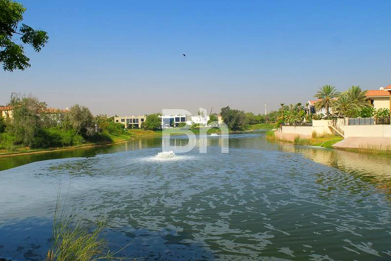 Masterview | Elevated Lake View | Plot 14,00063918087994625112