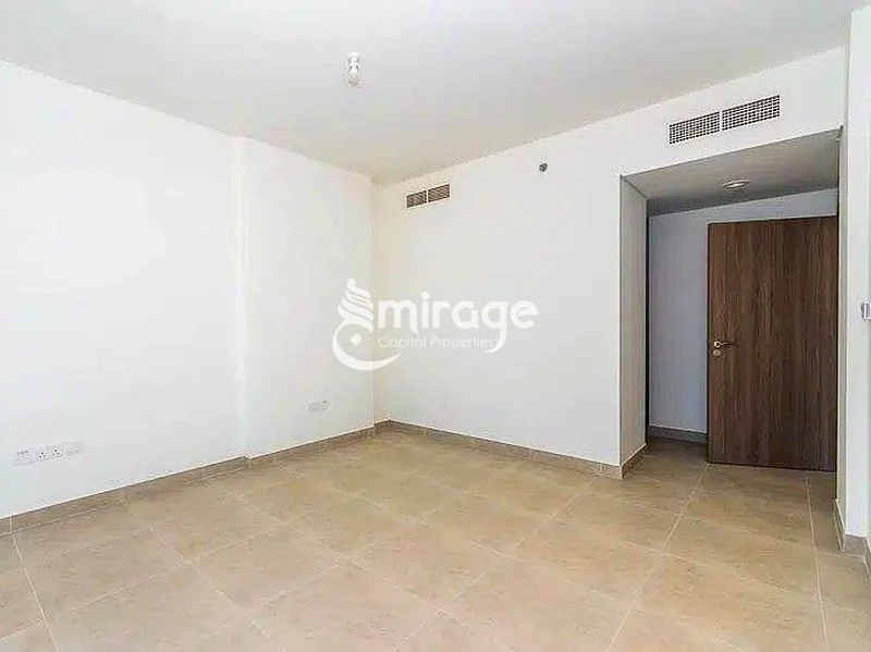 موقع أيقوني | وحدة حديثة | مرافق كاملة63850274947714113