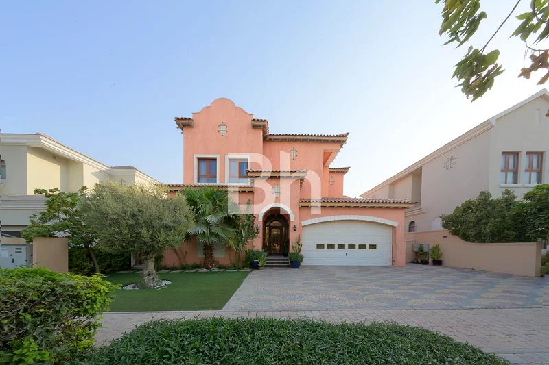 Renovation Potential | Full Golf View | South Facing63926733953026113