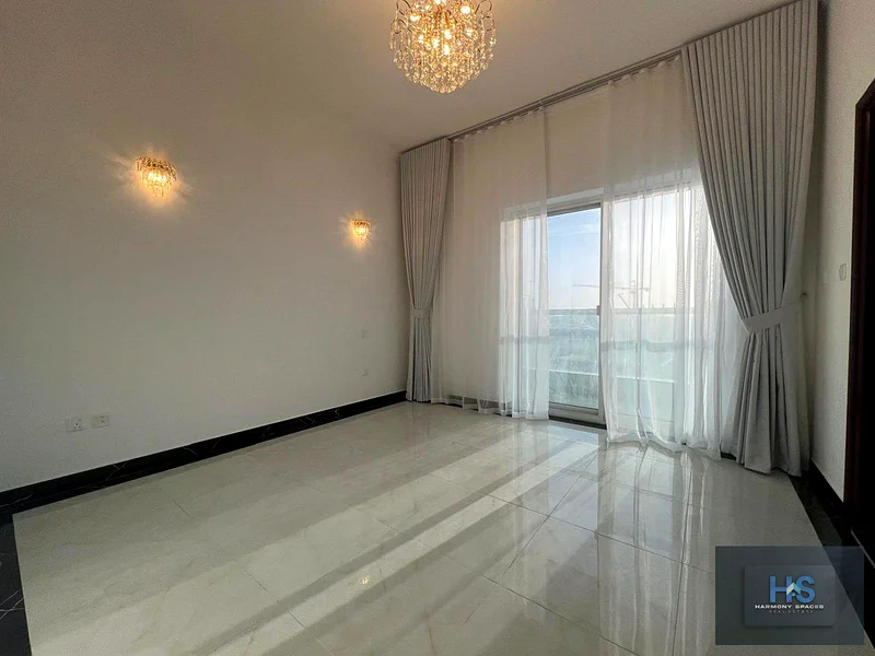 3 balconies  | Large Layout |Upgraded | Vacant Now64036737105155112