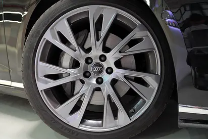 2022 AUDI A8 缩略图 13