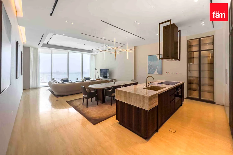 2 UNITS PER FLOOR / OCTOBER READY / PRIVATE POOL63934383585027110