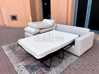 Top Quality Wést Ëlm Stylish Sofa Bed with Cushions - Perfect for Small Spaces
