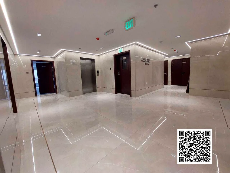مكاتب راقية للإيجار السنوي في الروضة 3 - شارع الشيخ عمار | تصميم حديث وموقع استراتيجي فرصة مثالية لأصحاب الأعمال64073229128706113