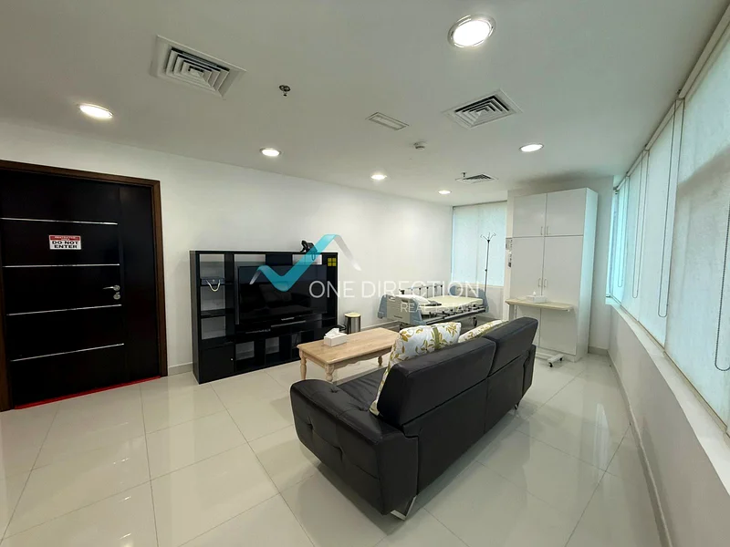 Half Floor Offices for Rent | 4978.73 SQFT | Unfurnished64071282354434113