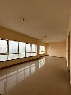 Full lake view || Maid's room || Parking || Free gym and pool || Excellent spaces