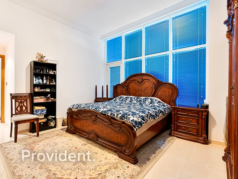 Large Type | Notice Served | Marina View64036626344577111
