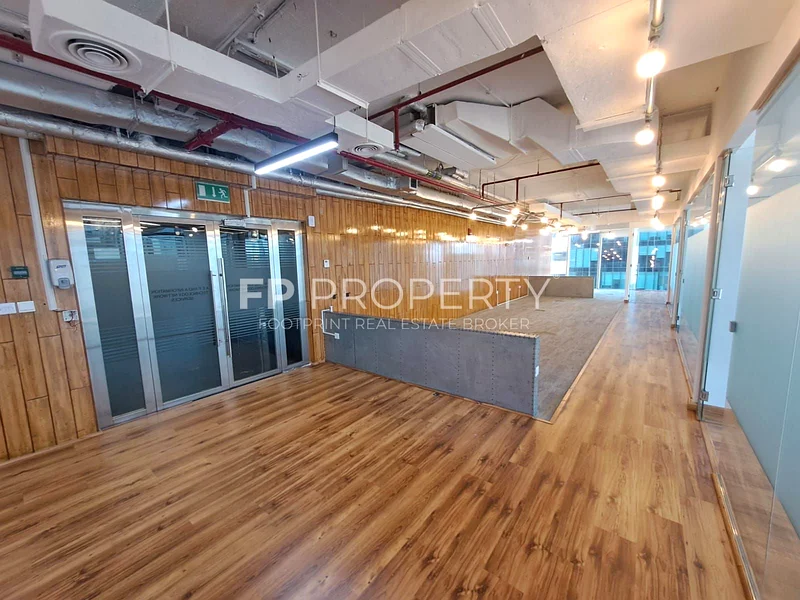 Fully Fitted | Prime Location | Close To Metro64068336043778112