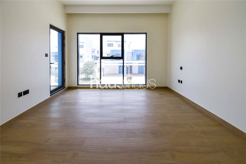 Single row | End unit | Handed over63962574391809114