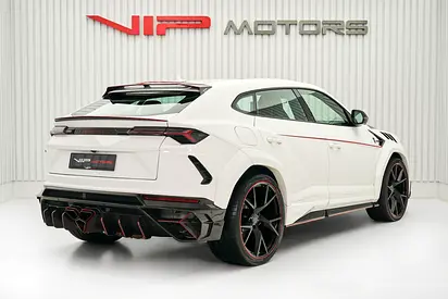 صورة 4 لـ 2019 Lamborghini URUS