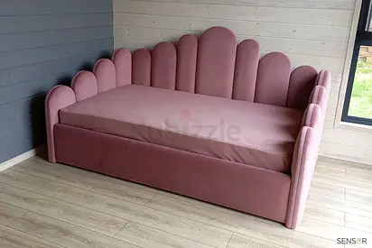 Charming Pink Velvet Daybed with Storage